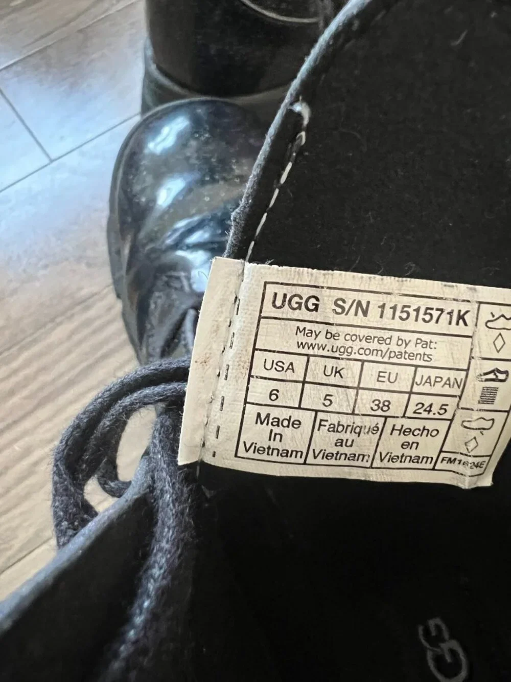 UGG authentic kids